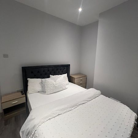 Spencer Bridge Rooms By Afl Northampton Dış mekan fotoğraf
