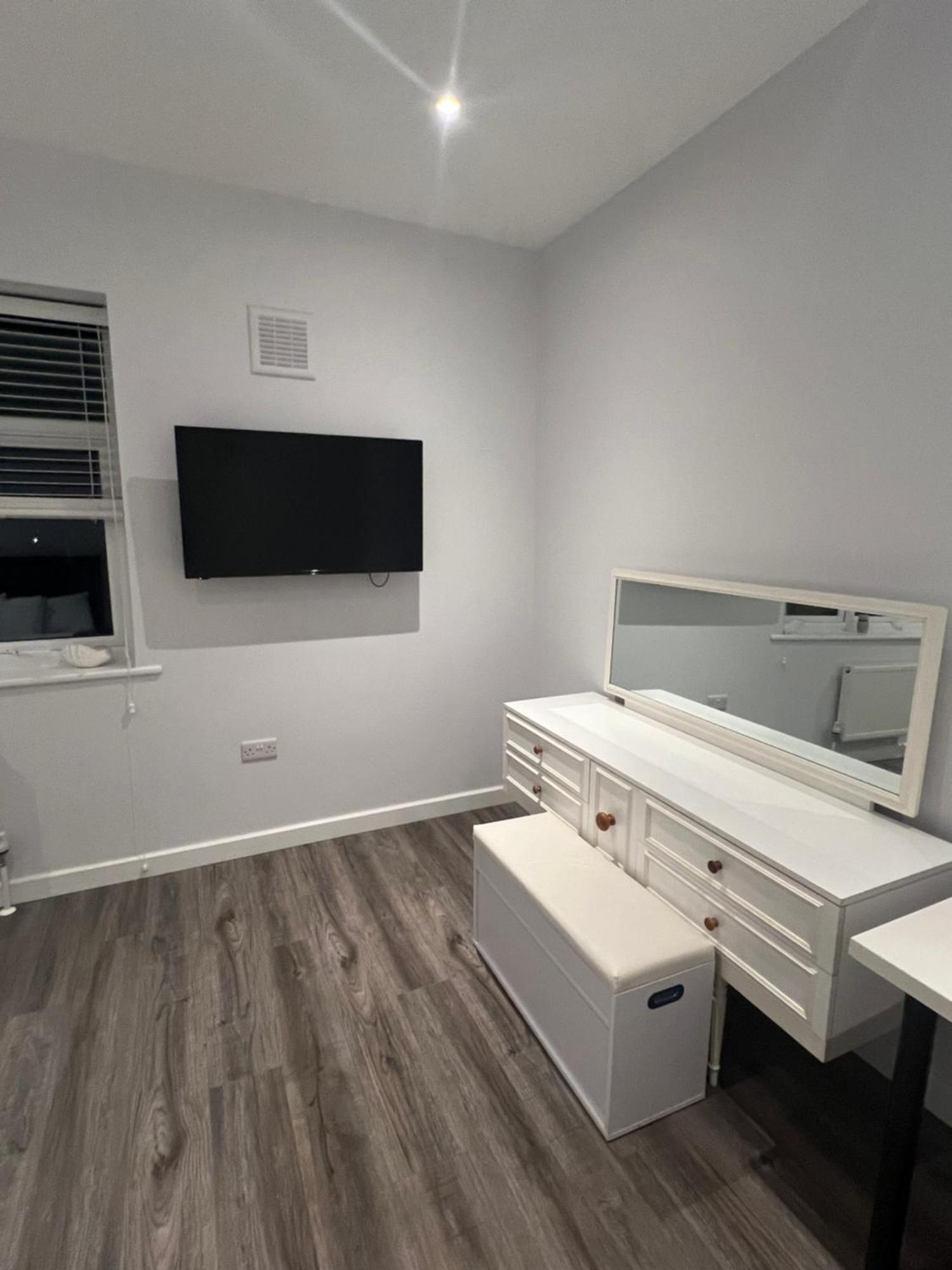 Spencer Bridge Rooms By Afl Northampton Dış mekan fotoğraf
